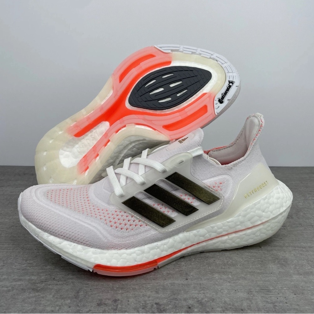 NWT Adidas Ultraboost 21 Running Shoes White/Black/Solar Red Women's Size 6.5